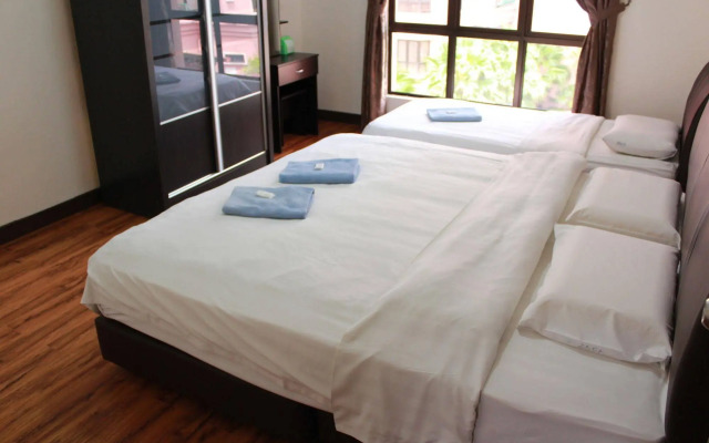 Jack's CondoApartment @ Marina Court Resort Condominium