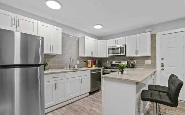 Stylish Studio Downtown Evonify