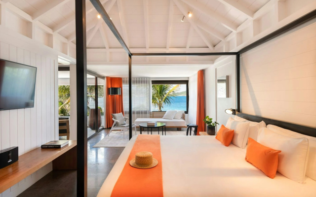 Christopher Hotel