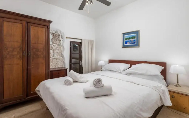 Villa Cave Romana