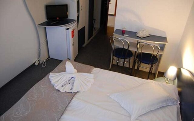 Hotel Aurora