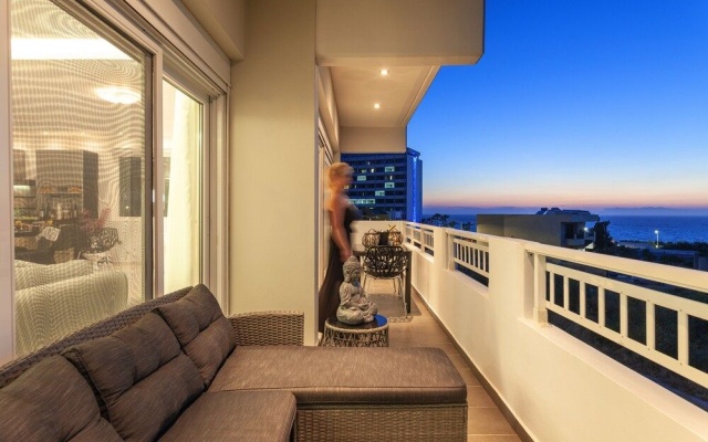 Unique Sea & Sunset Residence