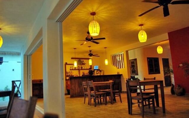 Almaplena Eco Beach Resort