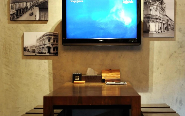 The Album Hotel