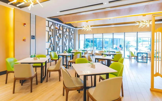 Atour Hotel Putuo