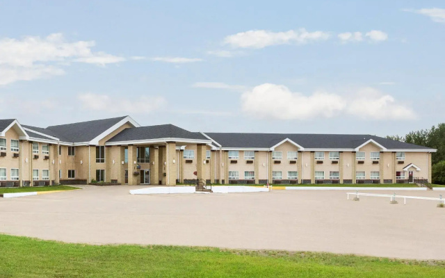 Days Inn By Wyndham High Prairie