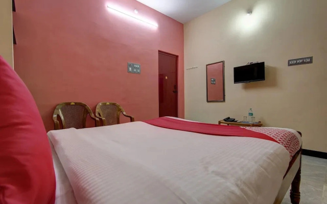 Rt Residency by OYO Rooms