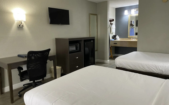 Baymont by Wyndham Wilmington