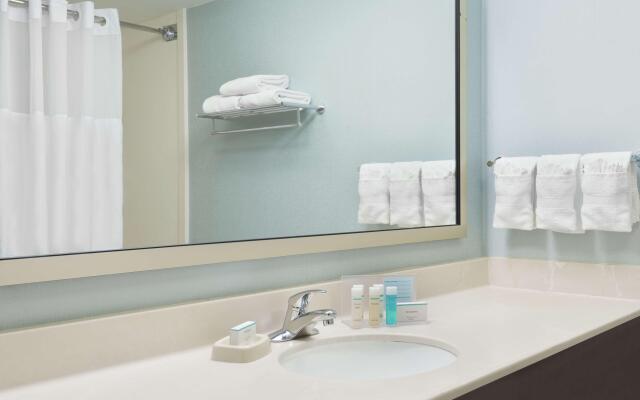 Hampton Inn Hartford/Airport