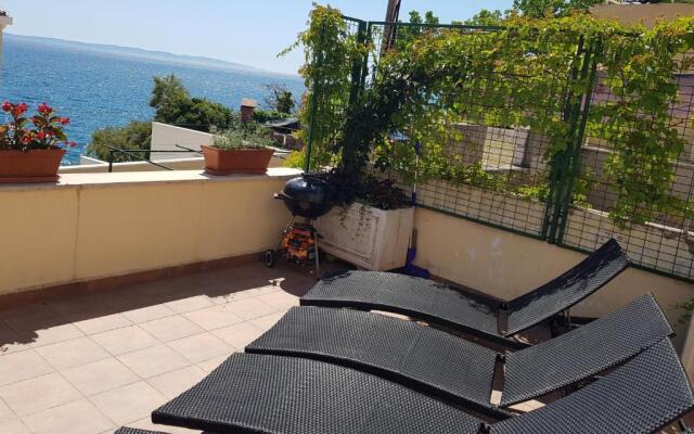 MARIO-50m FROM THE BEACH,TERRACE WITH SEA VIEW!