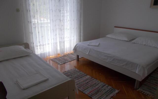 Apartments Belas