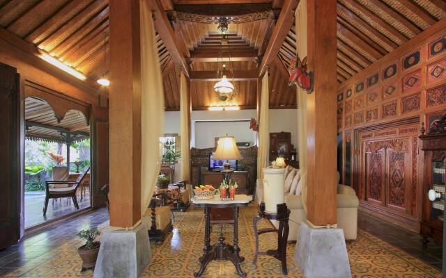 Ubud Syailendra Heritage Villas by EPS