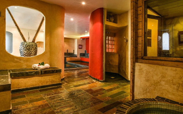 Logis Hôtel Mendi Alde