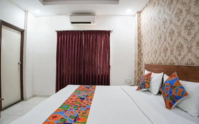 Oyo 66437 Champion Grand