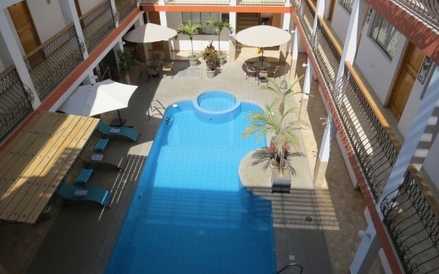 Hotel Las Flores Ica