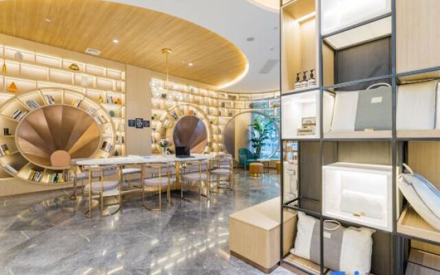 Orange Hotel Shanghai Xujiahui Xietu Road
