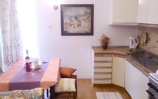 Apartment Put Artica - 2