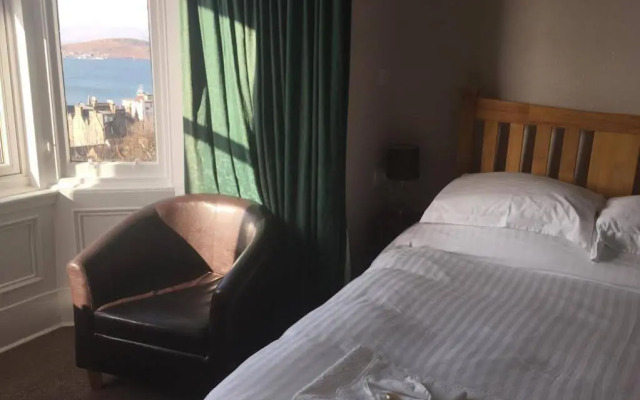 Invercloy Guest House