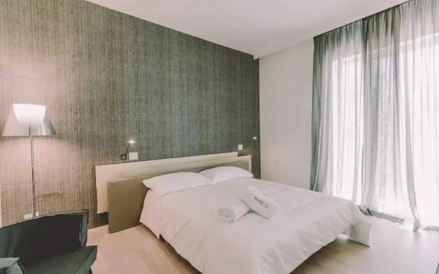 Suite 10