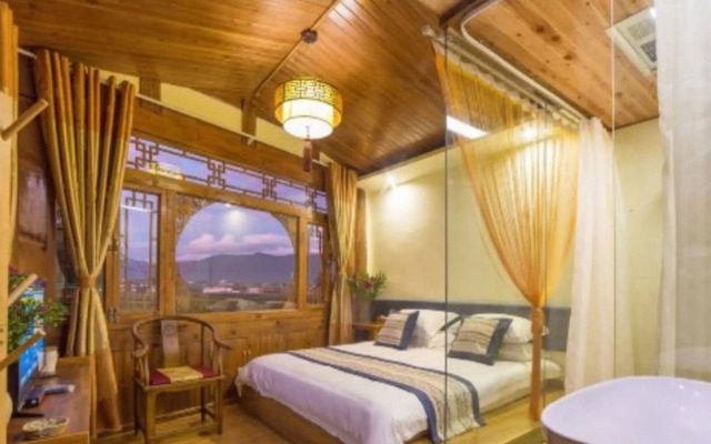 Lijiang Lake House