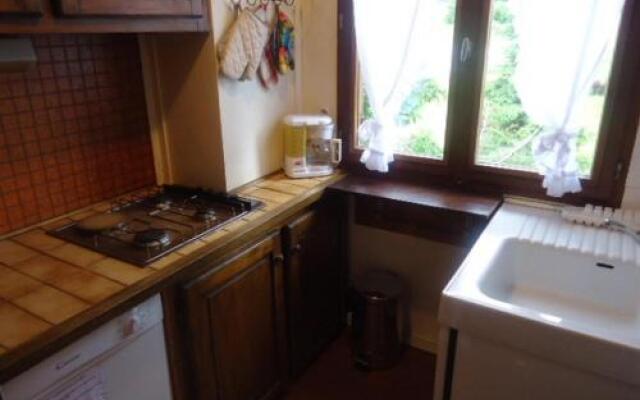 House Chalet savoyard - simplicité, pistes, calme et vue (bat215)