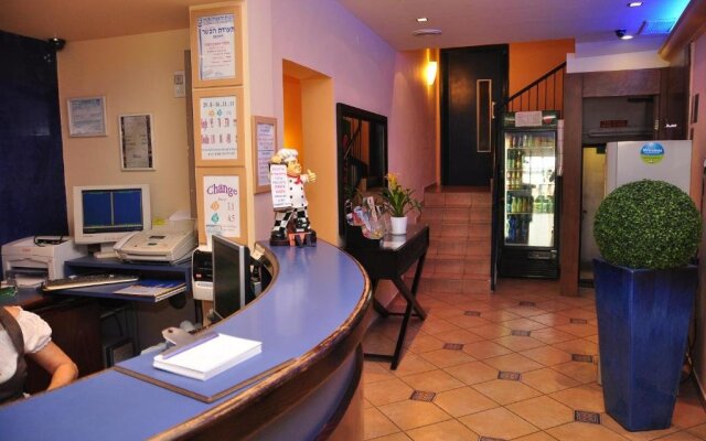 Mizpe Yam Boutique Hotel