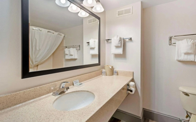 Best Western Magnolia Inn And Suites