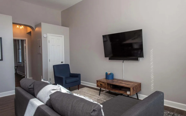 Heart of Mainstrasse Apt 1