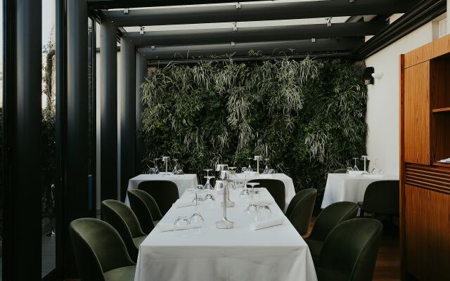 Bacã Suites Restaurant & Bar