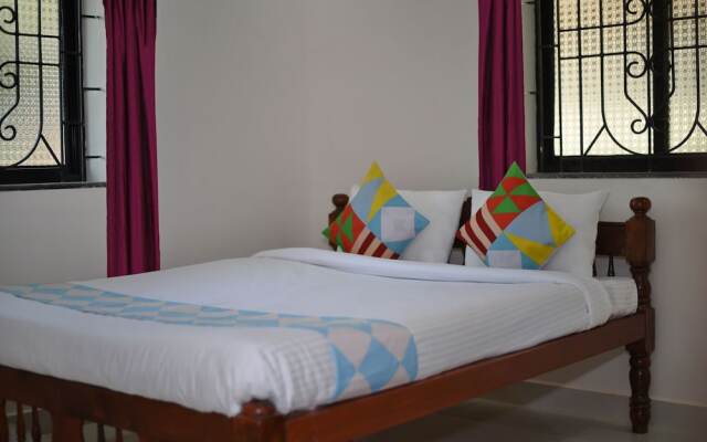 OYO 19828 Home Modern 2BHK Near Club Cubana