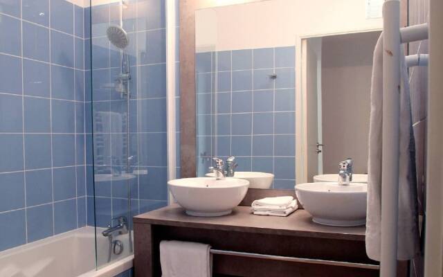 Beautiful apartment in local style on a small residence