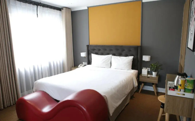 Vyhouse Hanoi Hotel