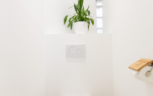 L'Albion YourHostHelper