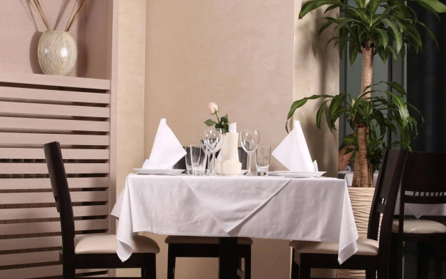 Euro Garni Hotel