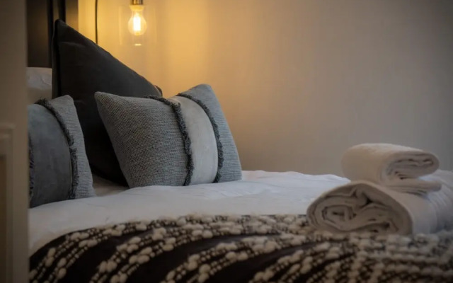 Maes Yr Orsaf - 4 Bedroom - Narberth