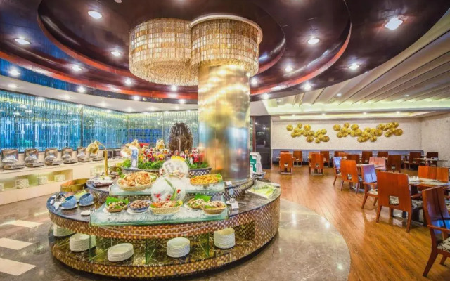 Golden Eagle Summit Hotel Kunming