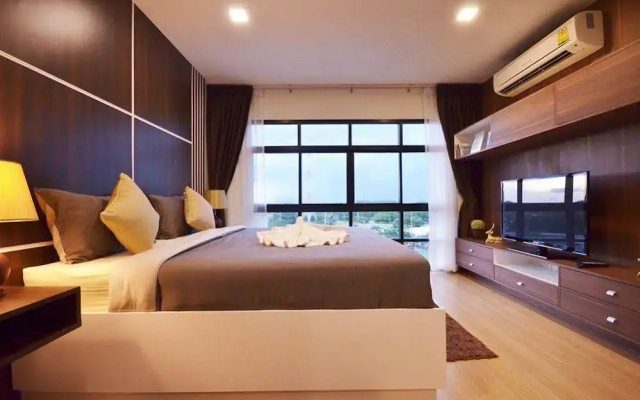 The Nice Condotel Bangtao Beach