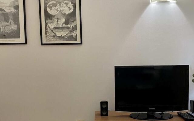 Family/modern 4 People With Netflix -15 min Walk From Center