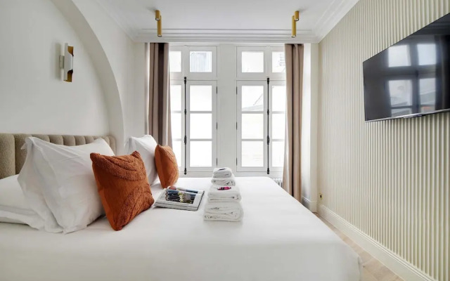 Modern Apartement Center of Paris Montmartre