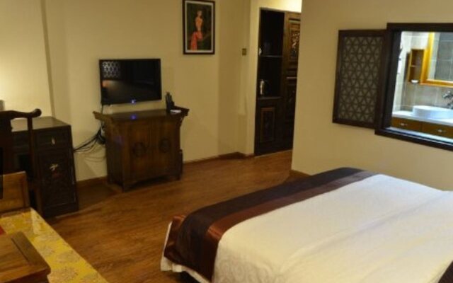 Floral Hotel Green Lakeshore