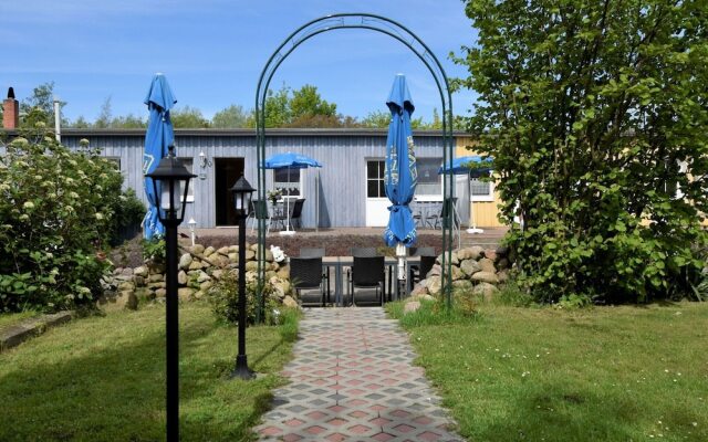 Charmante Ferienwohnung mit Garten in Wiek