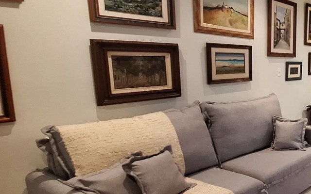 2 quartos com garagem ao lado do metrô