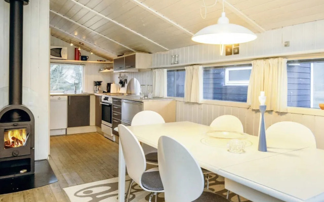 Homely Holiday Home in Jutland near Sea