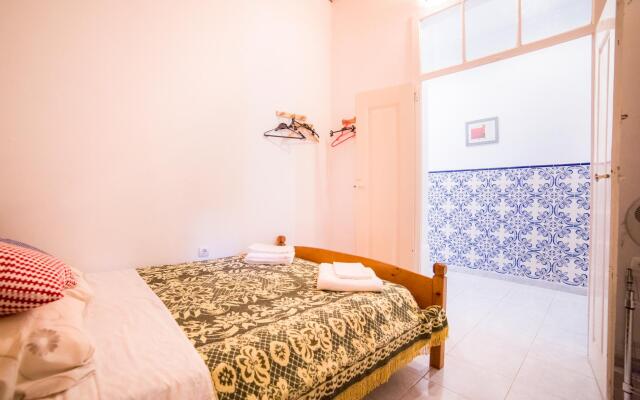 C01 - Blue Door City Townhouse