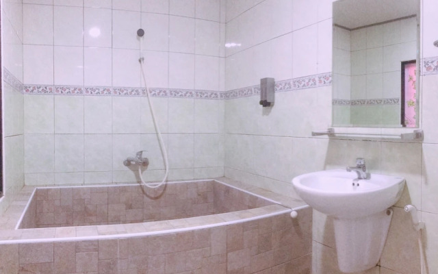 Feng Qing Motel