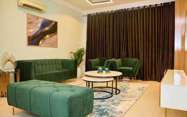 Stunning 3-bed Apartment in Osapa Lekki