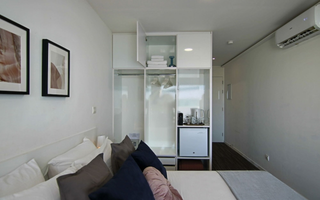 Phaedrus Living Luxury Suite Nicosia 505
