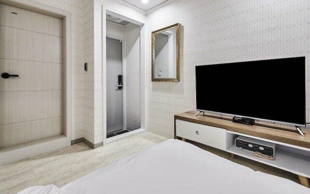 30 month HOTEL