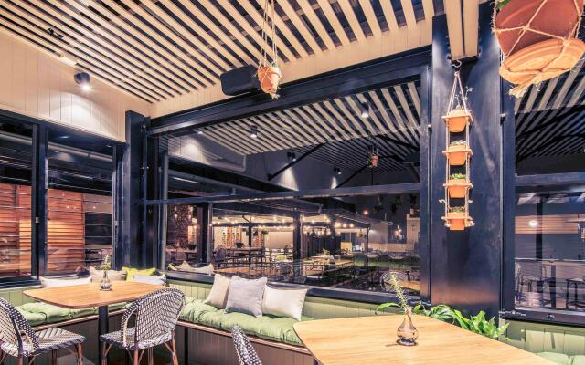 Mercure Orange