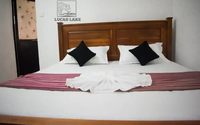 Lucas Lake Hotel